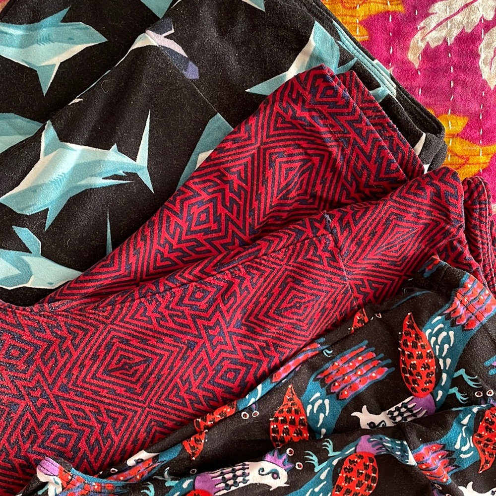 3 pairs of LulaRoe leggings OS